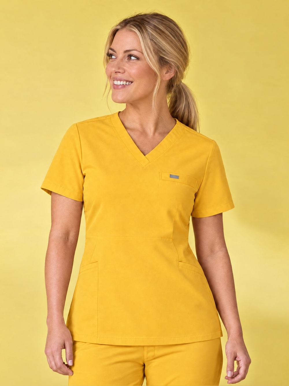 FIGS Dandelion Catarina One-Pocket Scrub Top Women’s Size Medium Regular